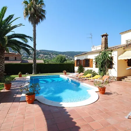 Peaceful In Calonge Spain With Swimming Pool Villa